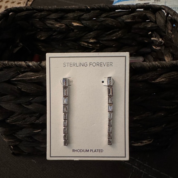 NWT: Sterling Forever BIANCA CZ Sleek Dangle Drop Earrings - Picture 5 of 9